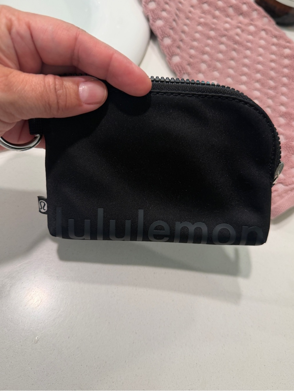 Lululemon Black Clippable Card Zip Pouch Wallet - Picture 1 of 6